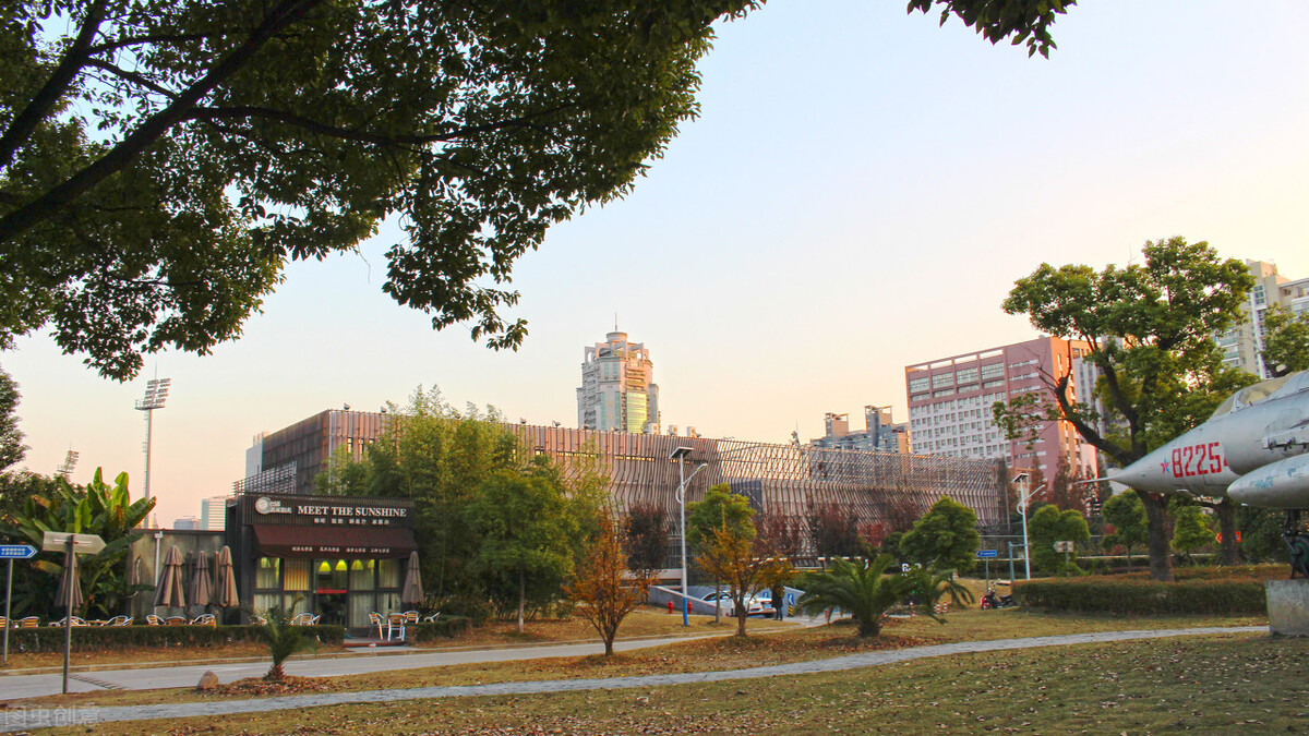 研究汽车的车辆工程大学,车辆工程是汽车设计吗