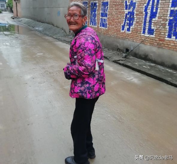 问老人高寿是指多少岁,农村老人探访具体情况