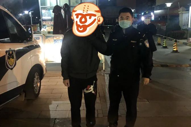 网上便宜的衣服来自哪里,在网上卖衣服的货源在哪里找