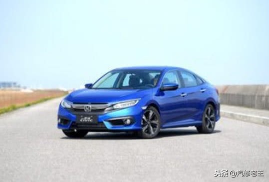 顶配版本田思域,10年低配版本田思域值得买吗