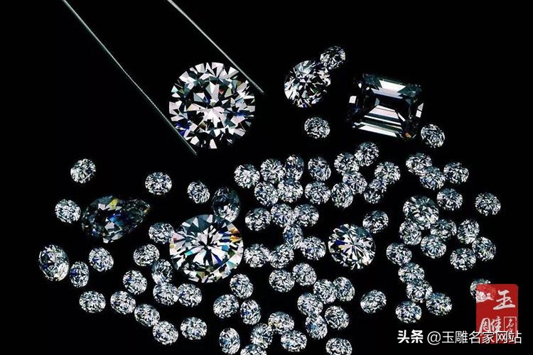 钻石等级表介绍，同是一克拉，4万的钻石和20万钻石相差多少？