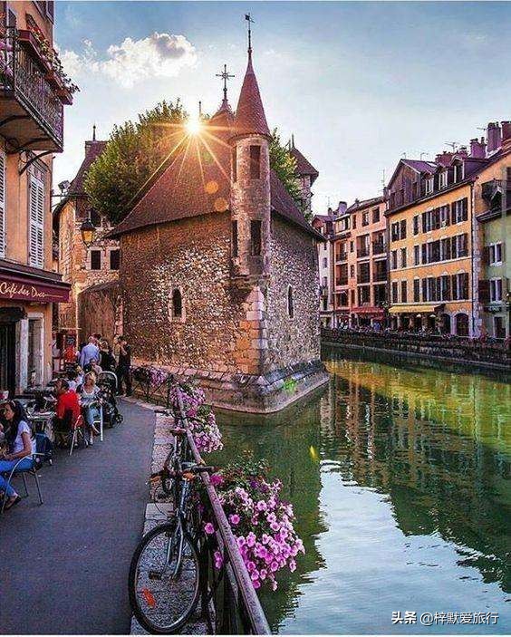 世界最美的五个小镇,世界上最美的100个风景小镇