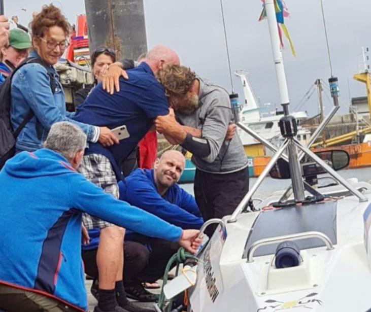 英国退役陆战队员的二次创业:独自横渡大西洋,善款捐给伤残军人