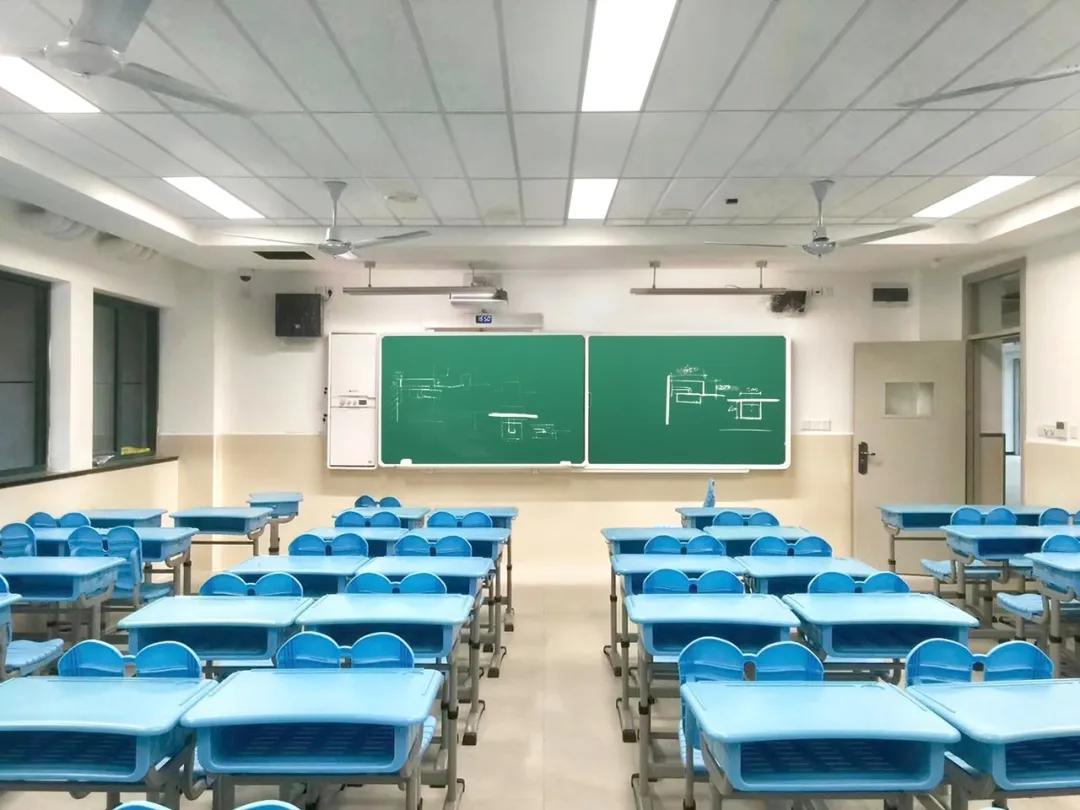 立达信教室护眼灯排名,立达信学校教室护眼灯价格