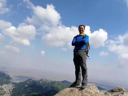 打工的你越来越穷了怎么办,在你很穷的时候应该做什么工作