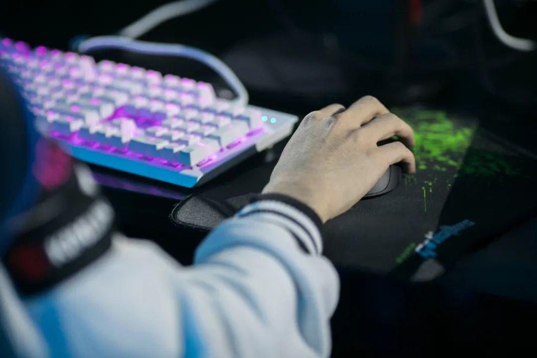 b站快手斗鱼虎牙,斗鱼虎牙快手竞争