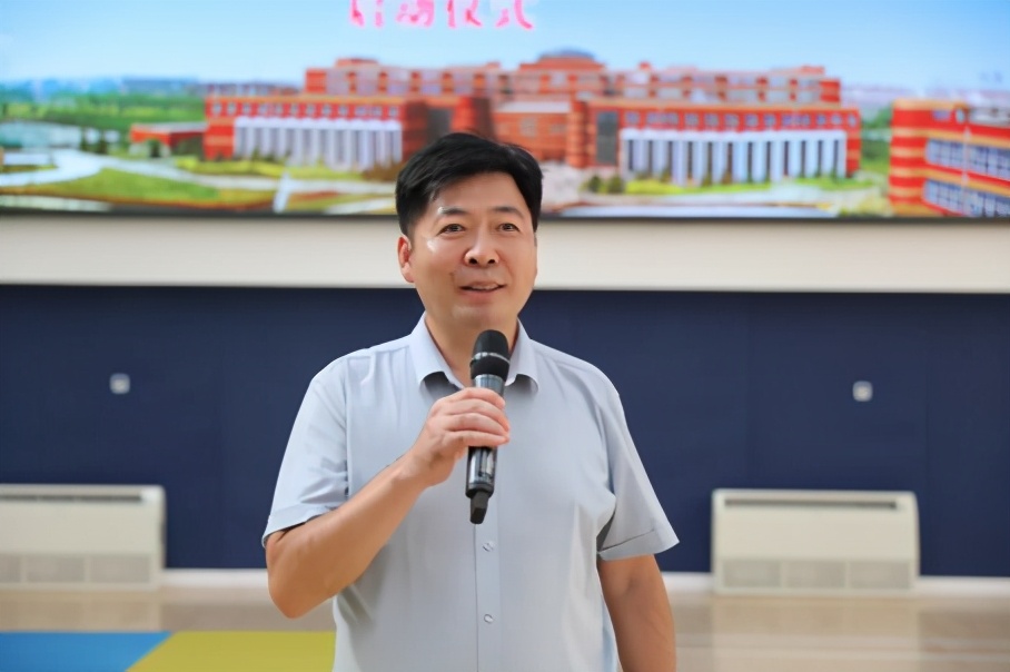 连续两年高考状元,人大附中分校高考喜报2018