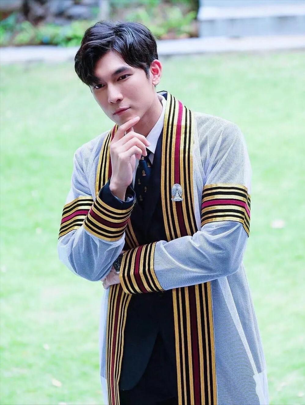 盘点他泰小可爱们的学士照：各个学霸努力又优秀