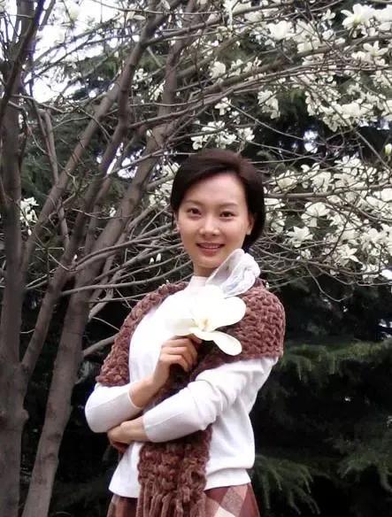 如何评价电视剧暗算的黄依依,暗算黄依依人物分析