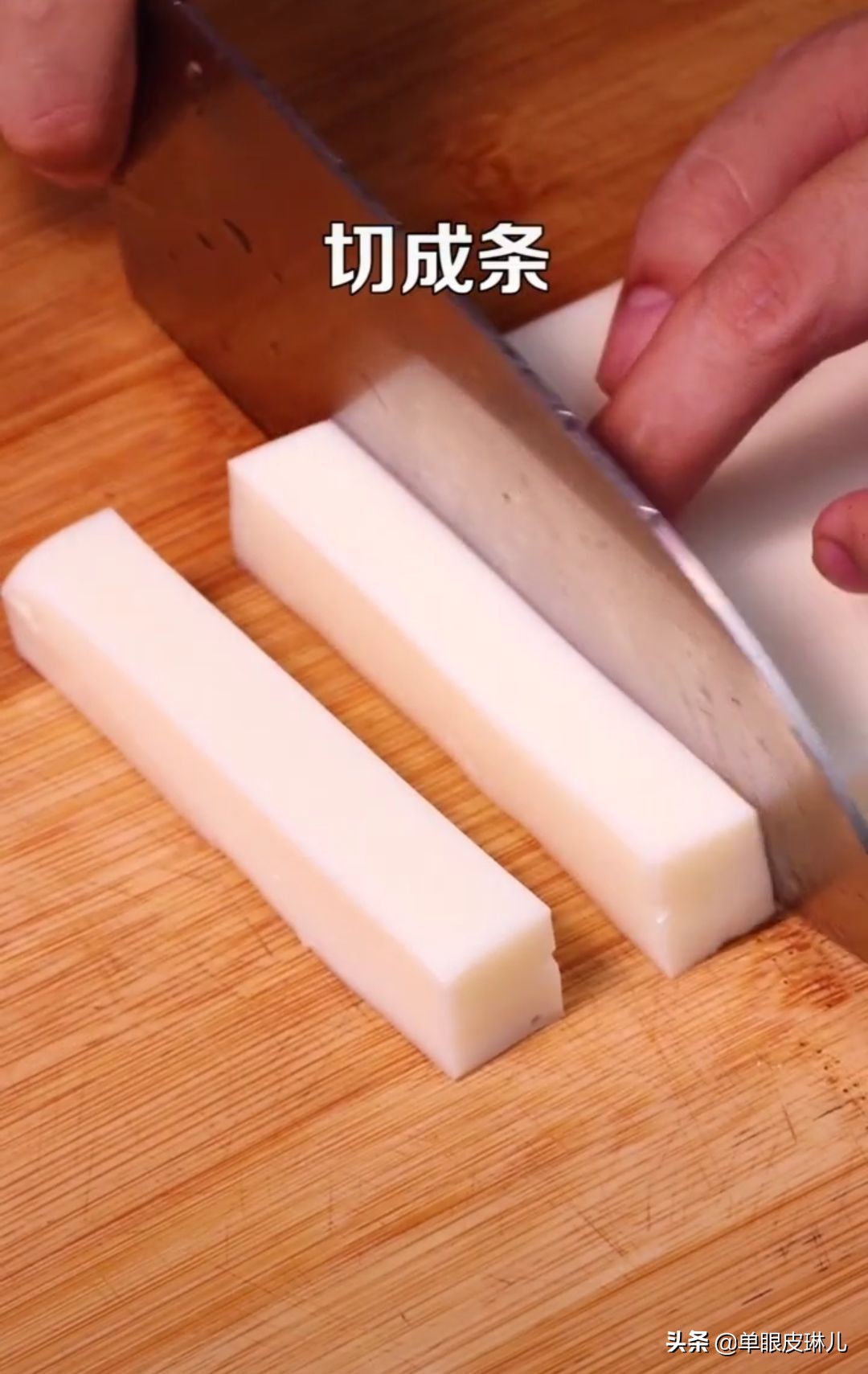 家庭简易版焦糖牛奶布丁,在家自制小甜品q弹牛奶布丁