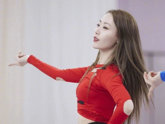 冰雪薇甜现状图片,冰雪薇甜现在有钱吗