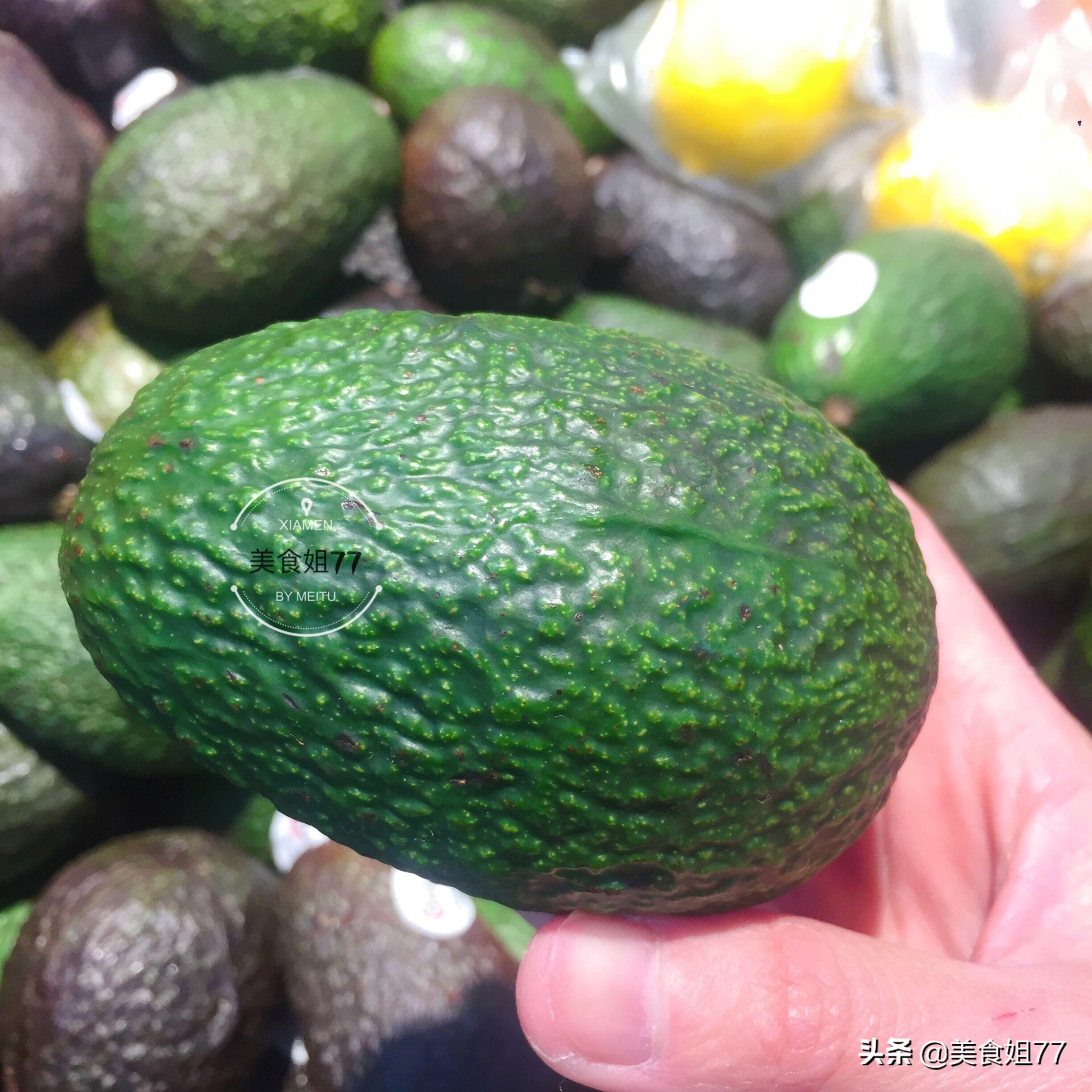 牛油果的最佳吃法怎么挑选牛油果,牛油果怎么挑选牛油果的最佳吃法