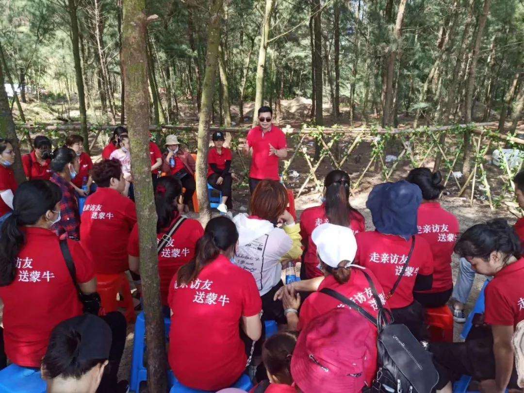 19年的时间只做蒙牛一个品牌的经销商，如何做到销售和利润双增长