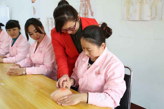 95后催乳师,广西95后催乳师