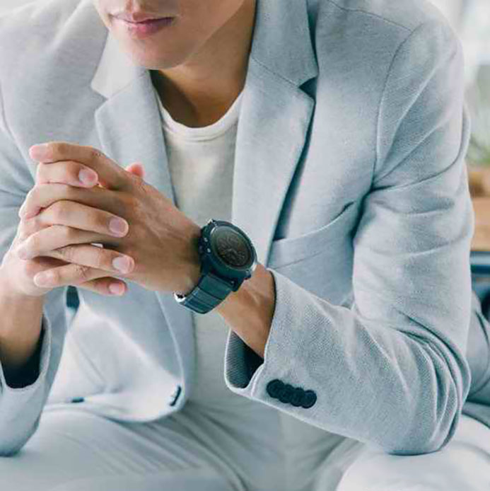 佳明fenix5运动手表值得买吗,全新gps智能户外运动腕表suunto