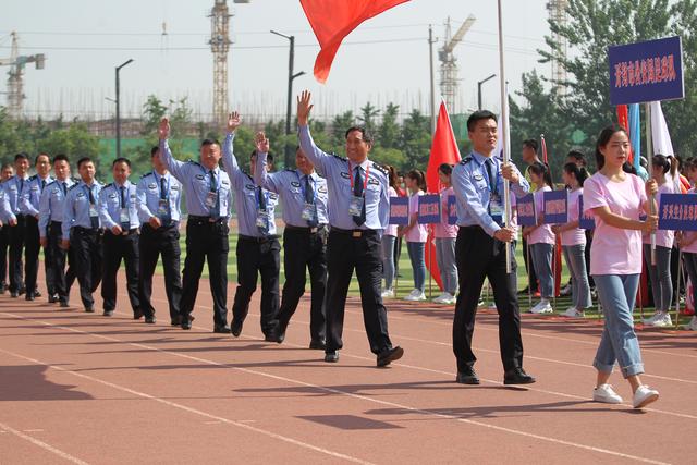 开封市第二届职工足球赛赛程,佳德运动会开幕式