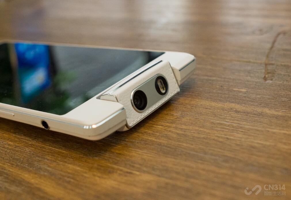 索尼新一代大底主摄,索尼一英寸大底的手机