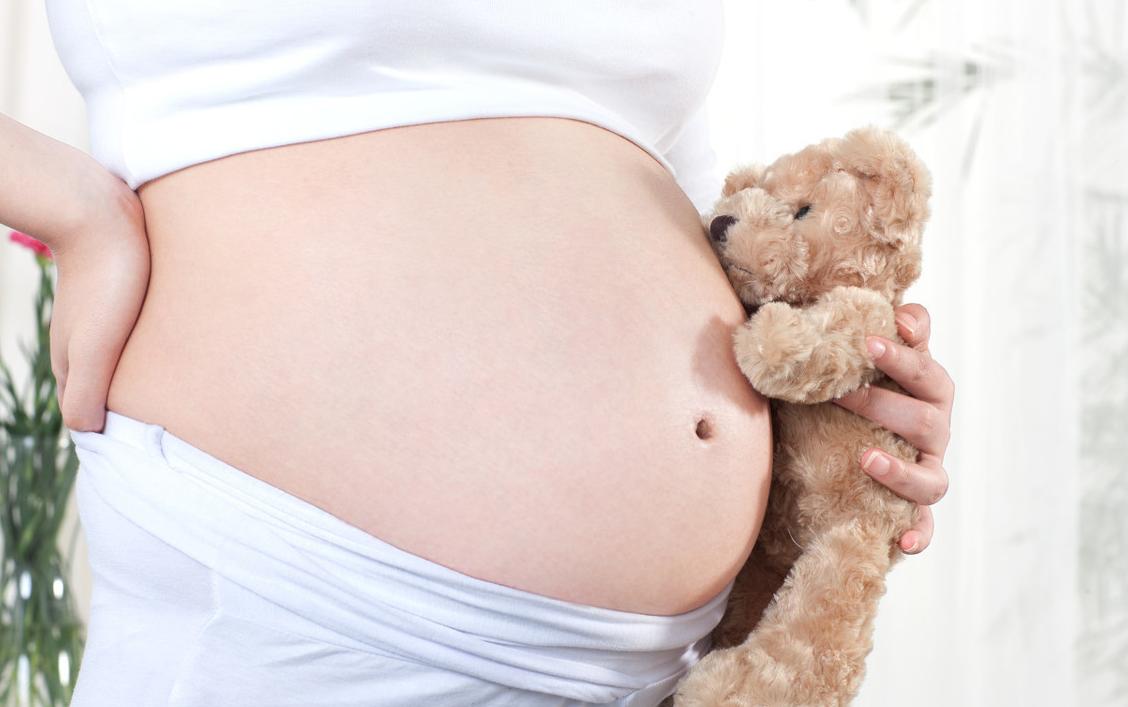 孕早期怕冷是什么原因导致,为何孕早期怕冷