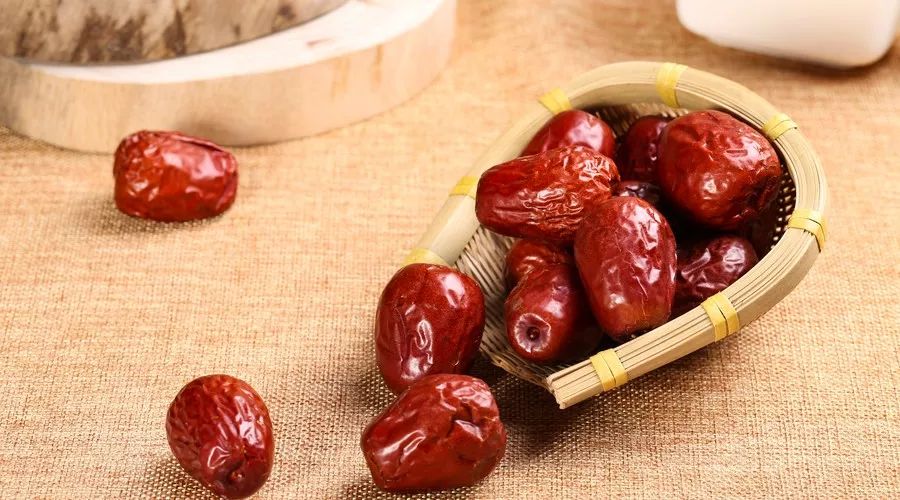 枸杞红枣保温杯的功效,红枣枸杞保温杯滋润