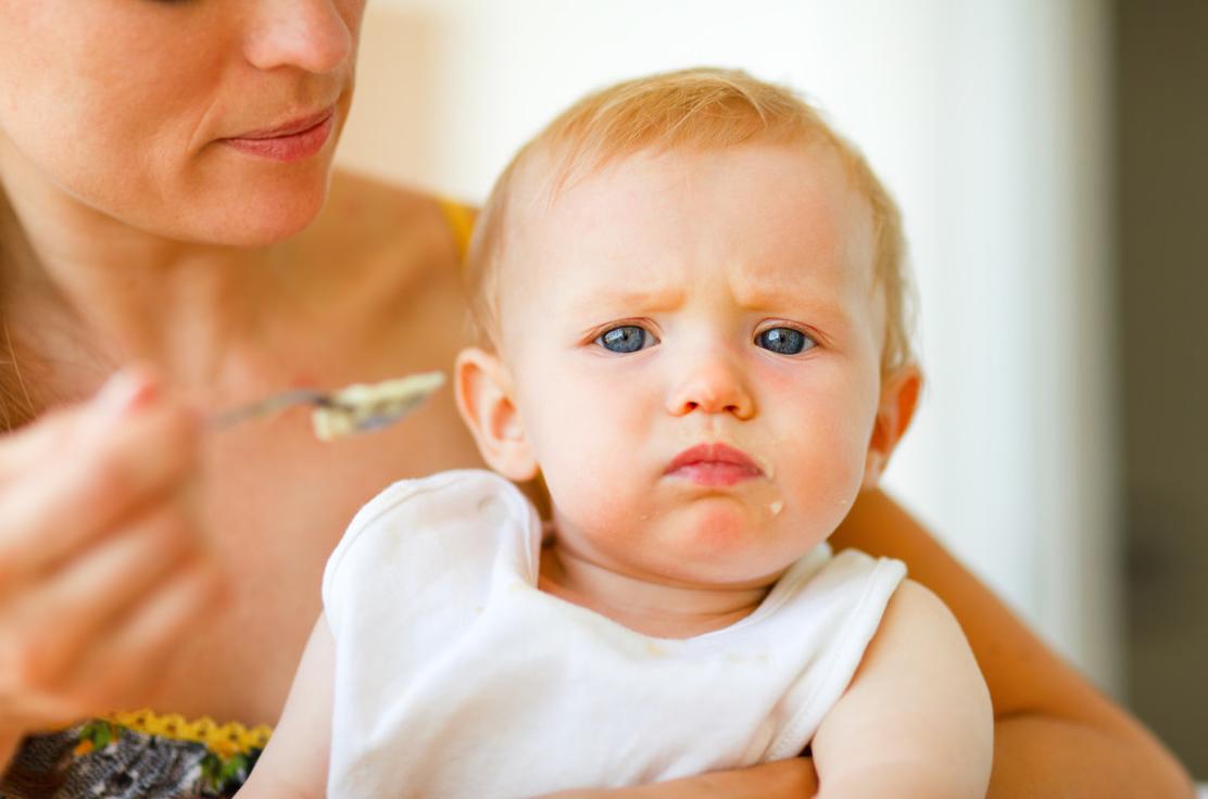 宝宝添加辅食后经常便秘怎么办,宝宝添加辅食后总是便秘该怎么办