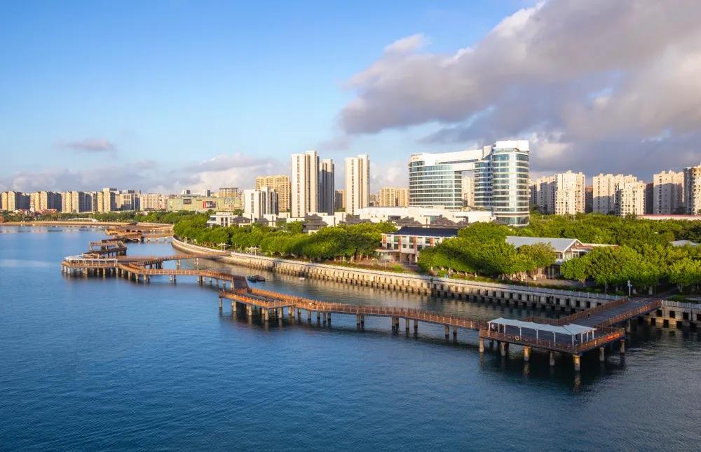 他们把滨海别墅打造成国际文化栖聚街区,升级了厦门的封面