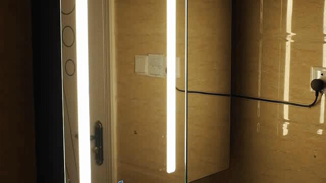 智能镜柜和普通镜柜哪个更实用,镜柜能换智能镜吗