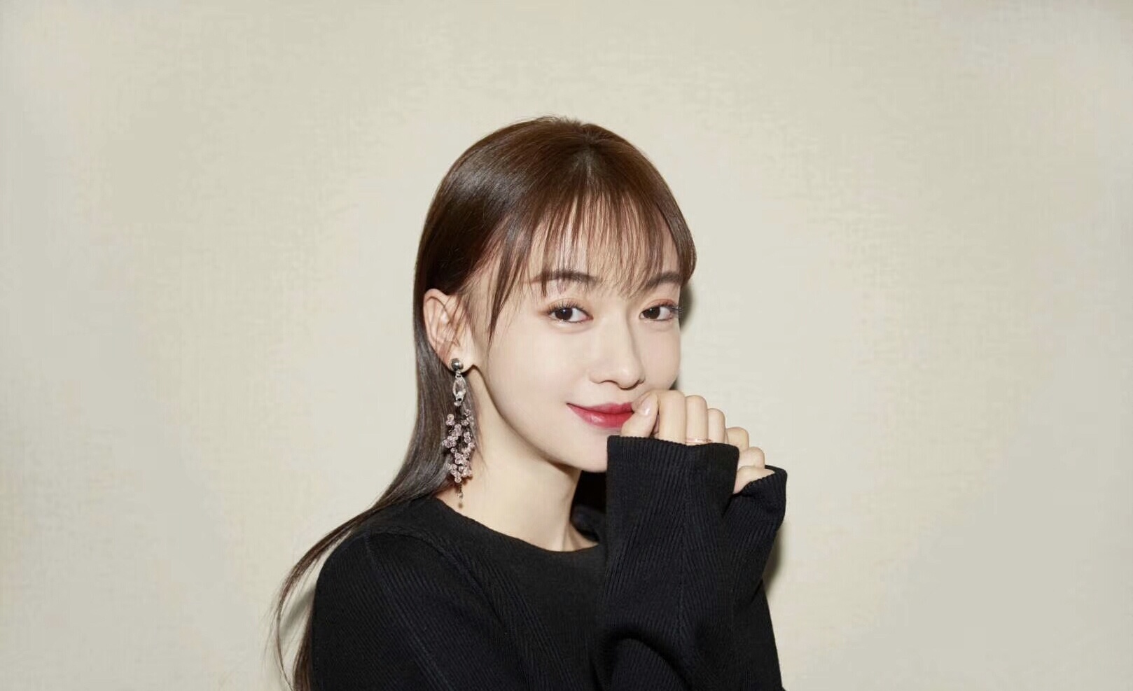 吴谨言为什么没有baby好看,吴谨言模仿baby穿搭对比图