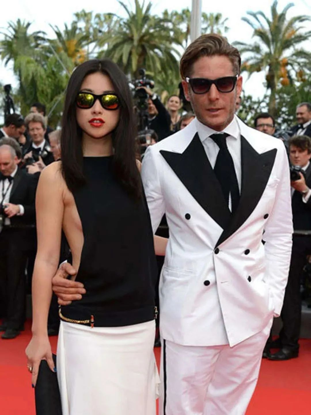 结婚不到3个月,“将门名媛”朱珠的精英老公就露馅了?