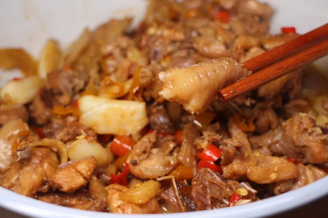 妈妈菜?“苗圃第一勺”钟姐把正宗的衡东私房菜带到华新开发区了