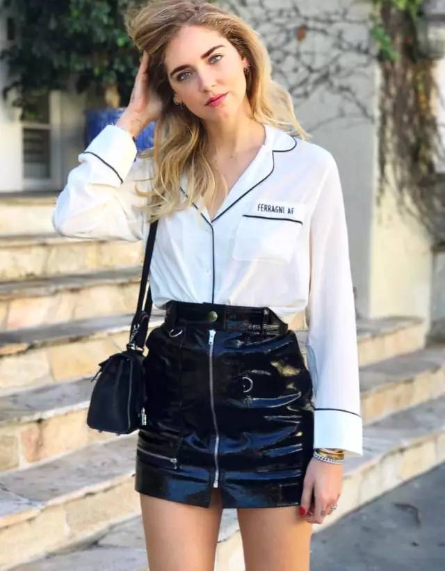 想要帅气又时髦皮裙是最好的选择,皮裙怎么穿更时髦