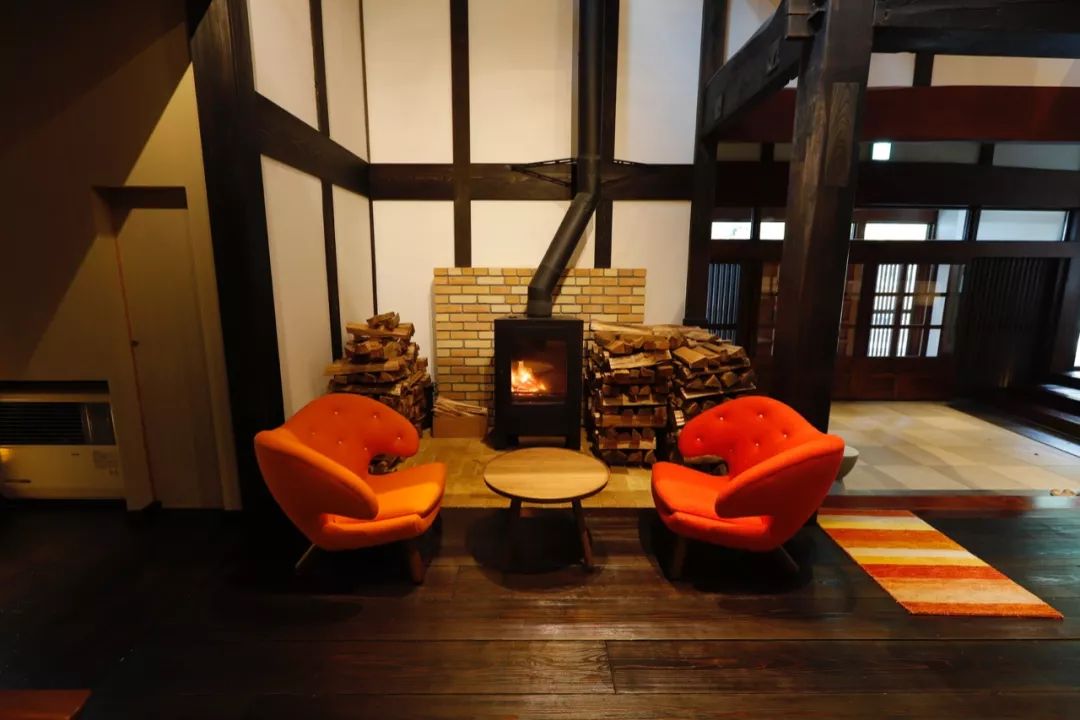 雪山下的温泉美丽,最值得去的有雪山温泉的地方