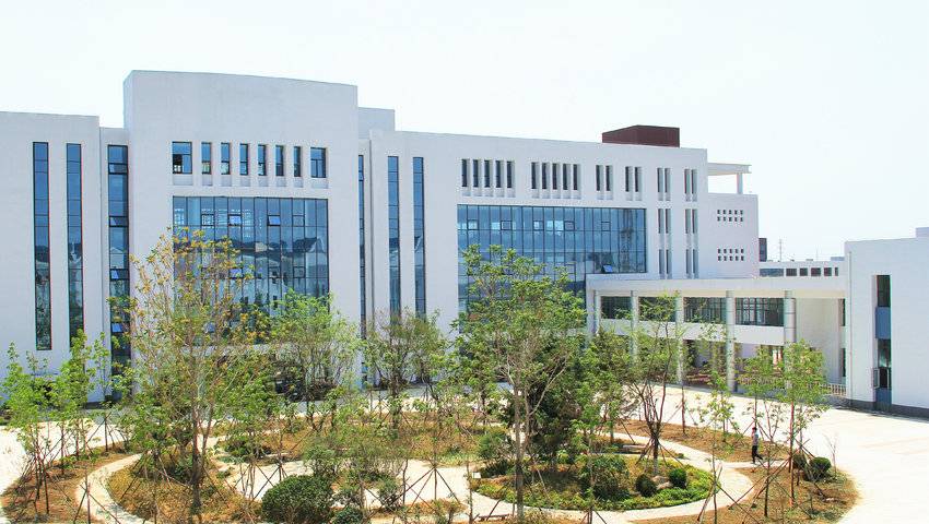 哪些本科院校毕业后就是铁饭碗,哪几个大专院校毕业有铁饭碗