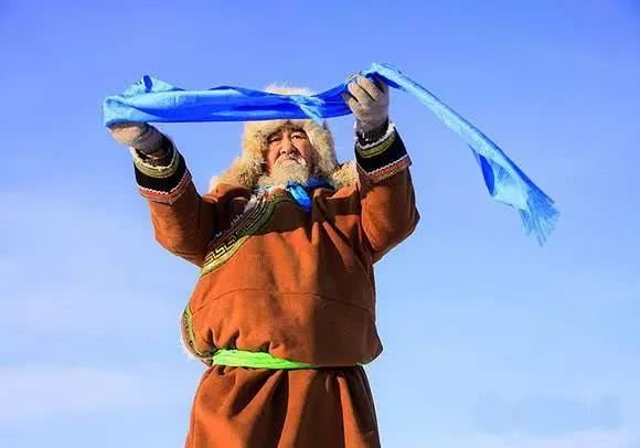 蒙古族呼伦贝尔的民族风俗习惯,谈谈你对蒙古族风俗习惯的认识