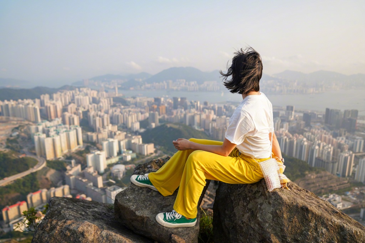 何雯娜年轻时照,何雯娜豪门生活照