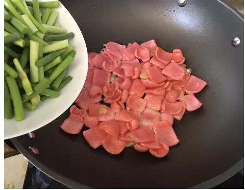 小热狗怎么做小孩子喜欢吃,热狗怎么弄适合小孩吃