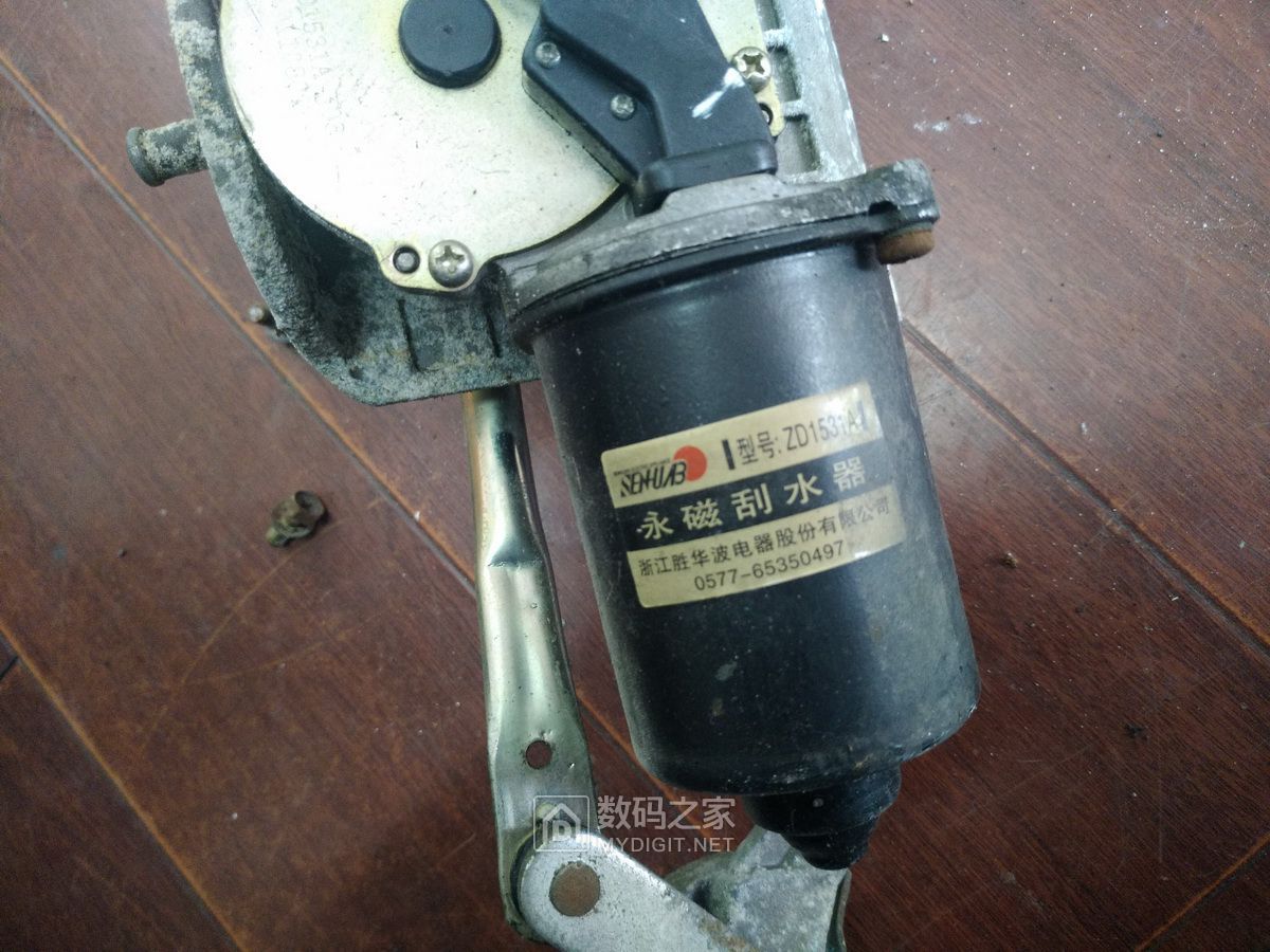 最老款长城c30怎么换雨刷,长城c30雨刷器喷嘴拆卸视频