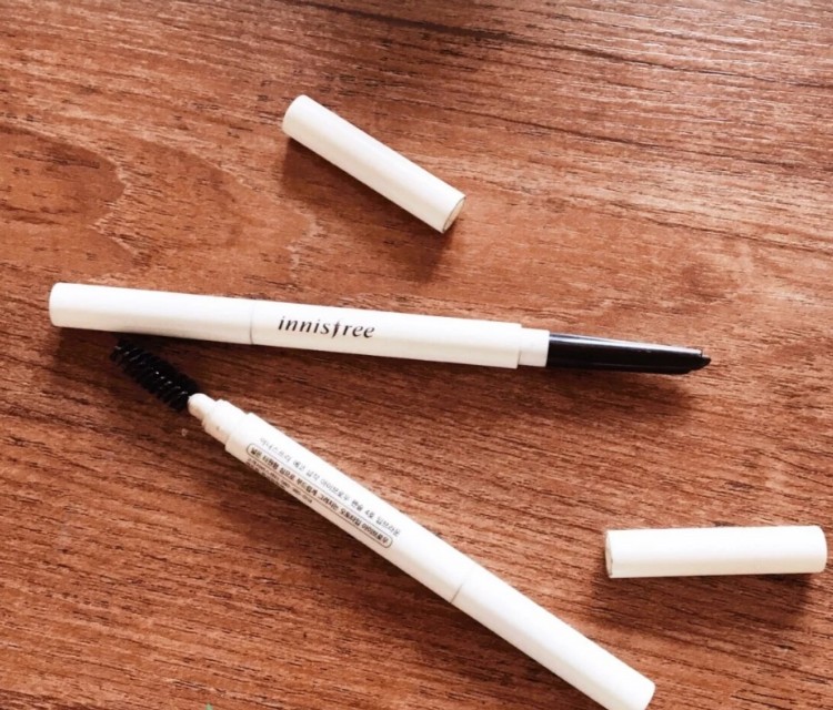 平价好用不脱妆眉笔,好用的平价眉笔新手