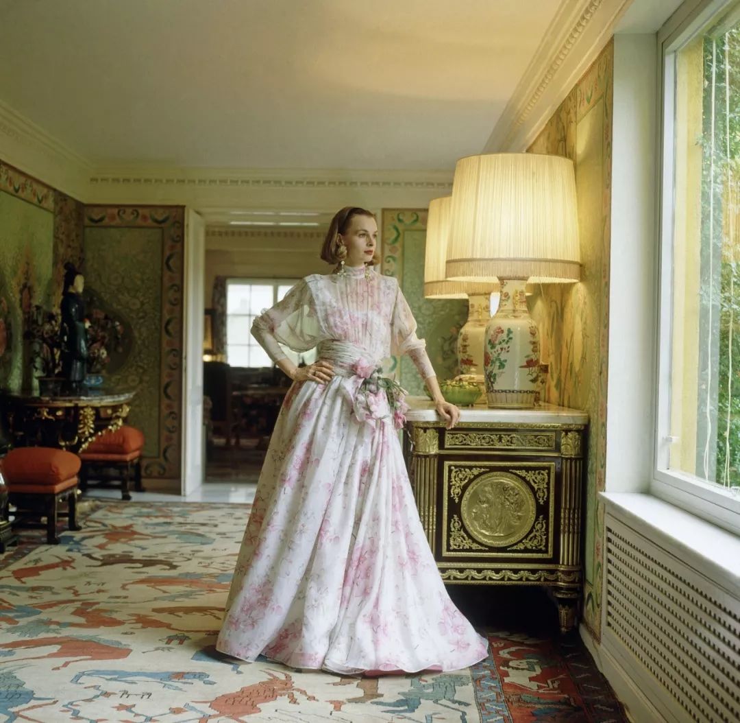 意大利品牌华伦天奴,华伦天奴首席设计师