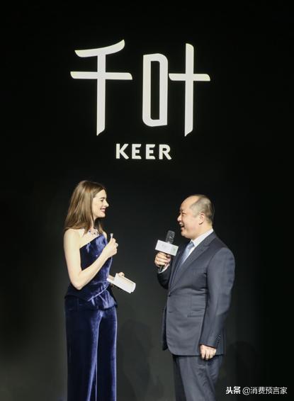 安妮海瑟薇高定珠宝,安妮海瑟薇绿色珠宝