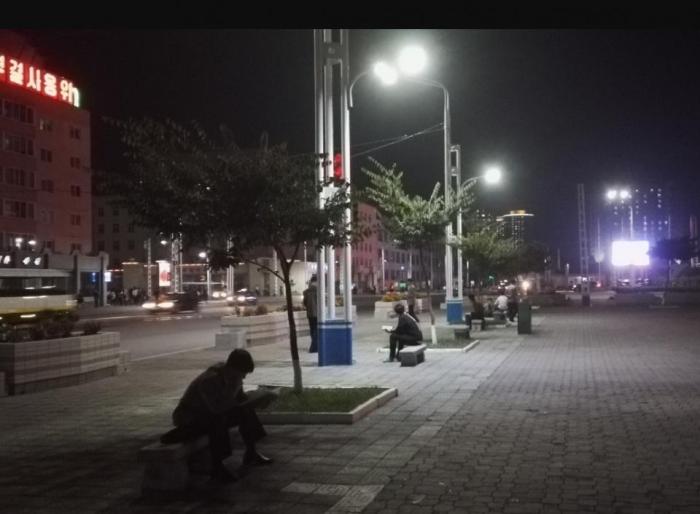 朝鲜的孩子们都崇拜谁？孩子们响亮回答，科学家、劳模、世界冠军