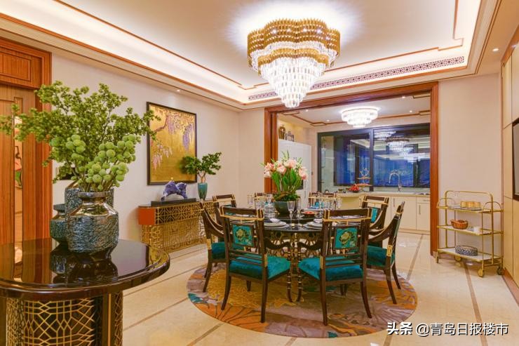 耀世而来一鉴倾心！“星河湾传奇”点燃岛城之夏