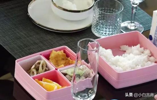 见面4次就订婚，被嘲胖后瘦20斤，任性大s凭啥在娱乐圈混26年？