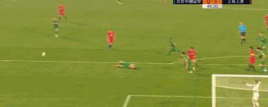 北京国安主场0:3不敌广州恒大,一场1-4大逆转让国安排名下跌