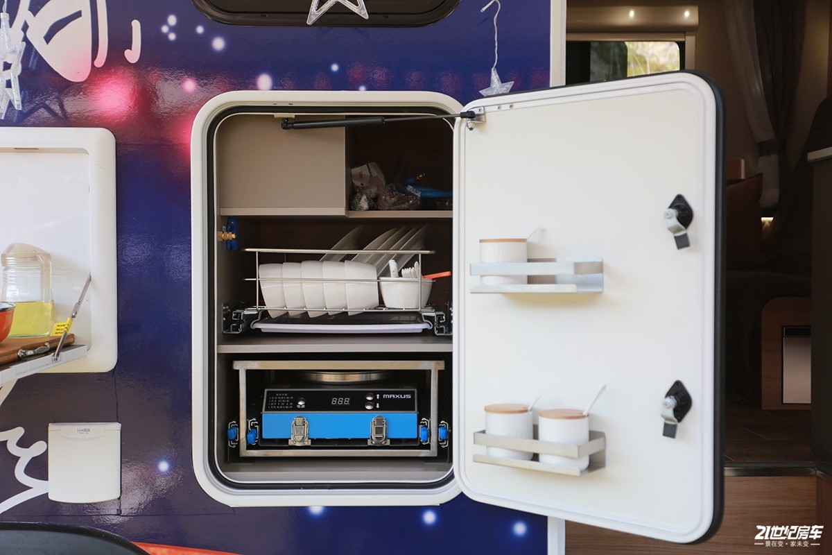 平头轻卡c型房车跃进,详解上汽跃进H500轻卡房车