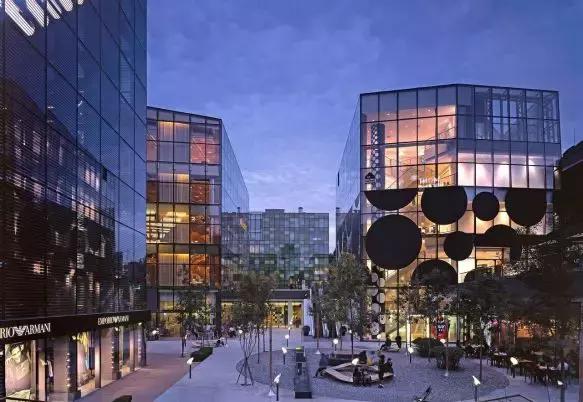 半年盈利稳坐利润王,半年吸金30亿