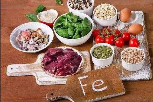 孩子贫血吃什么营养能补上去,儿童贫血吃什么食补最快最有效