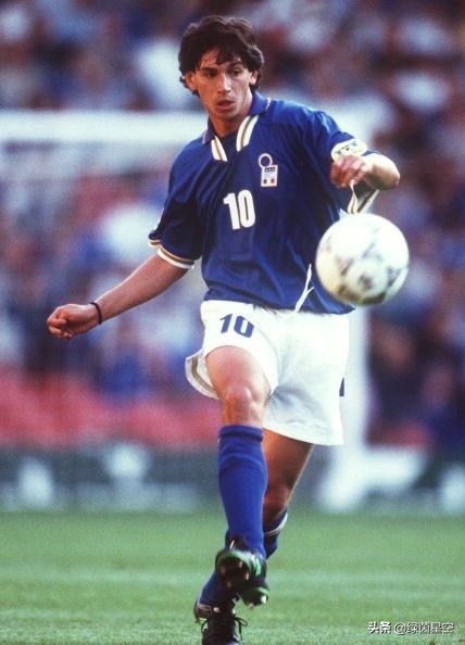 足球四大名帅谁最好,足球场十大中场大师