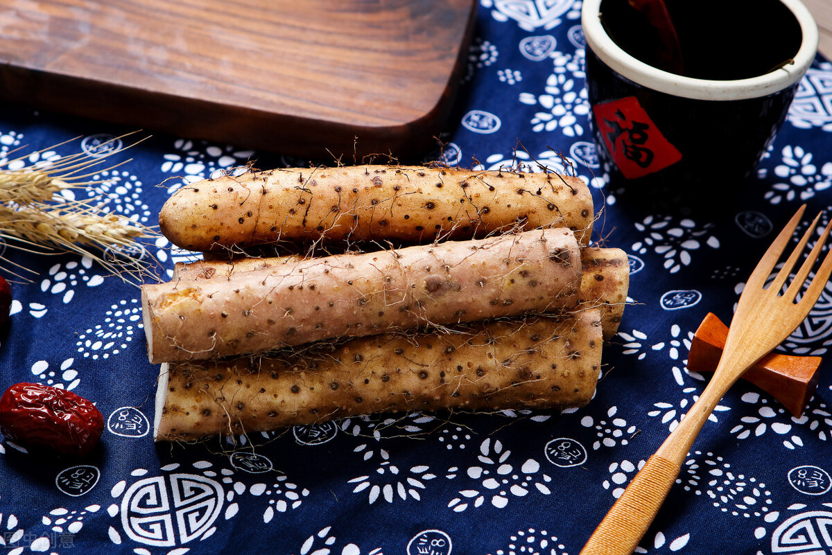 白露后湿寒体质怎么样调养,防寒除湿寒露习俗养生全攻略