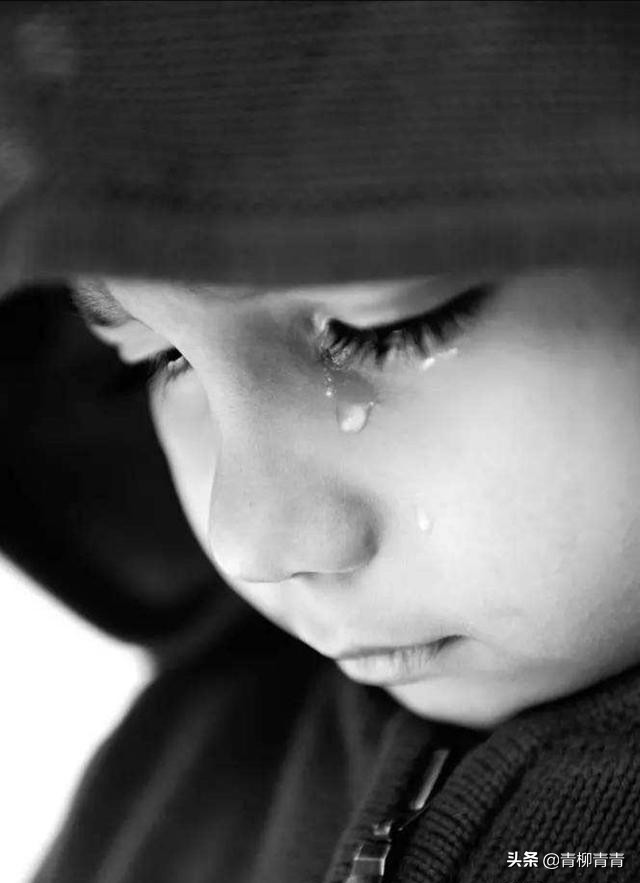 怎样让孩子变得不爱哭勇敢点,如何培养孩子不爱哭