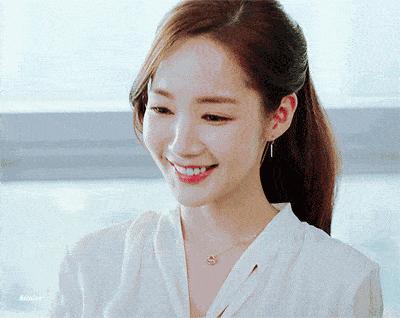 ins美妆视频,看了几千个美妆视频